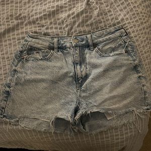 American Eagle Jean Shorts Size 6